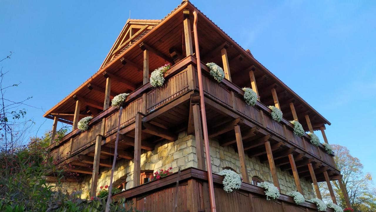 Roubenka Červený Kostelec